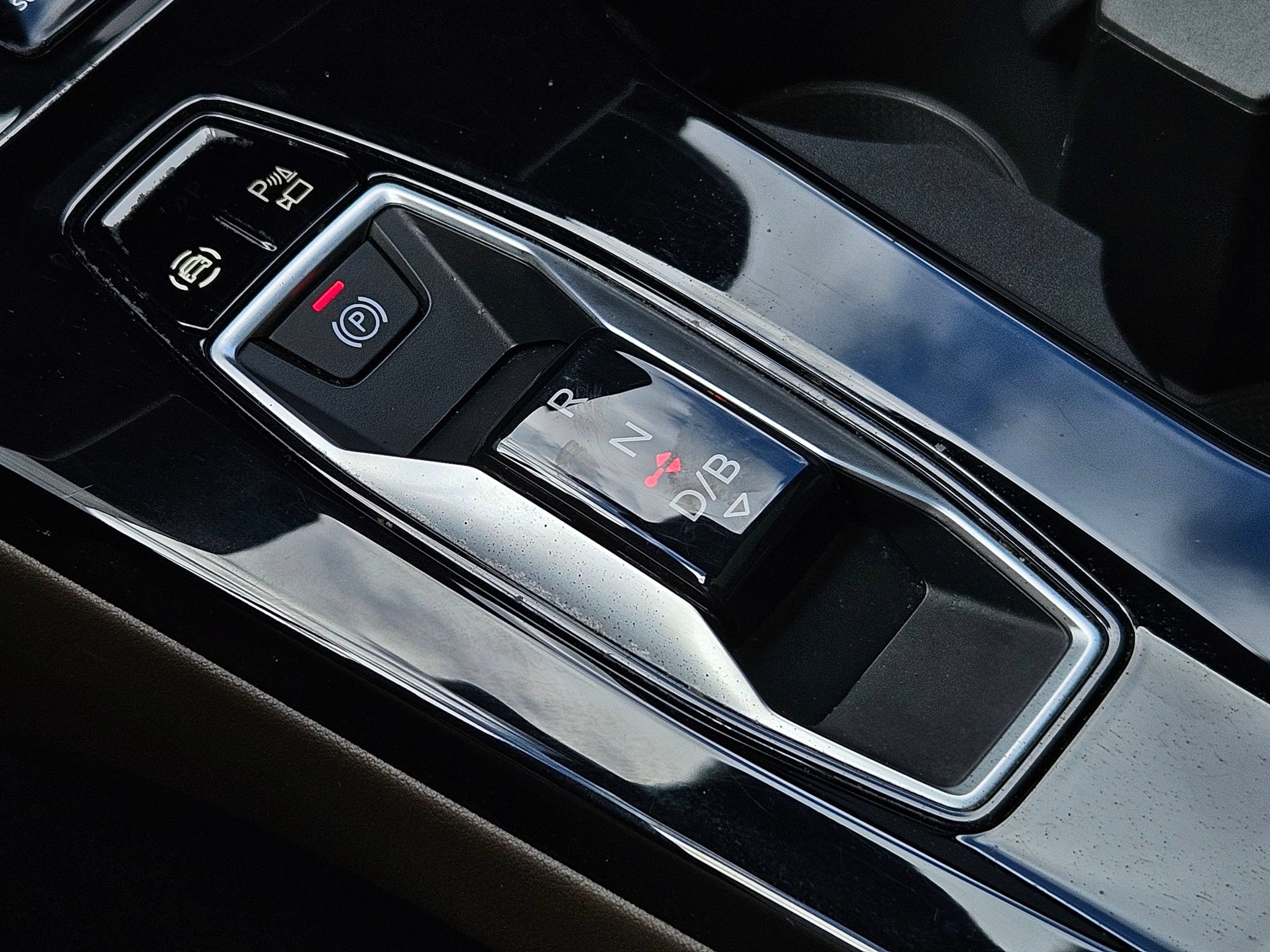 Used 2025 Audi A6 e-tron Prestige AWD/4WD image 17