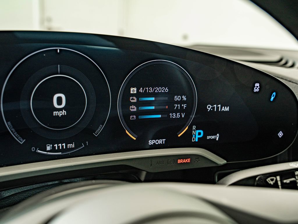 Certified 2022 Porsche Taycan image 30