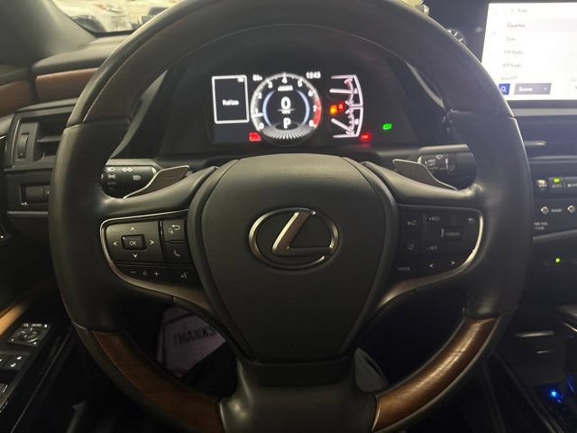 Used 2025 Lexus ES 350 Ultra Luxury FWD image 16