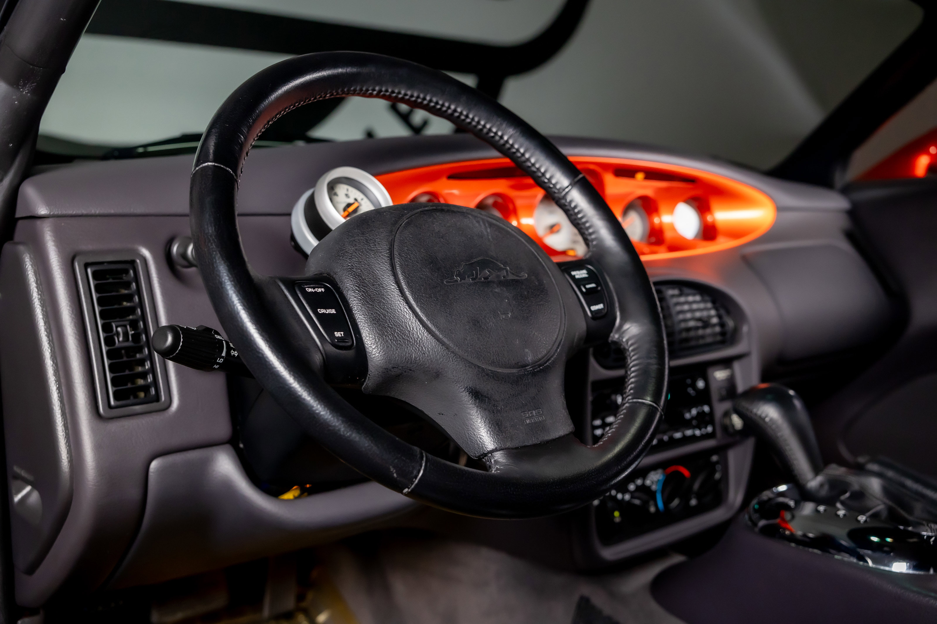 Used 2001 Chrysler Prowler image 2