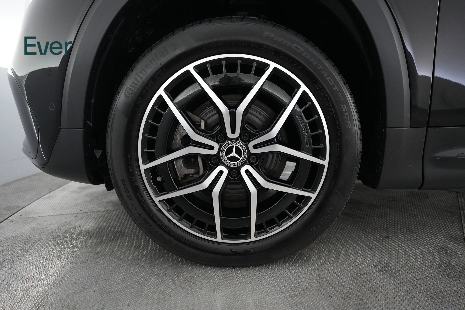 Used 2023 Mercedes-Benz EQB 350 4MATIC SUV image 19