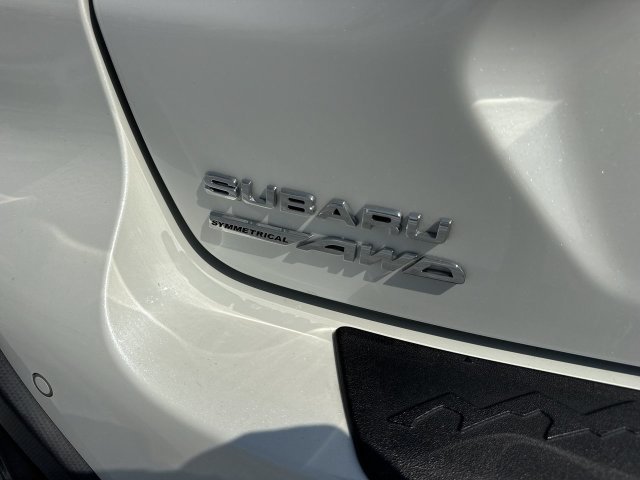 Used 2024 Subaru Crosstrek 2.5i Limited AWD/4WD image 25