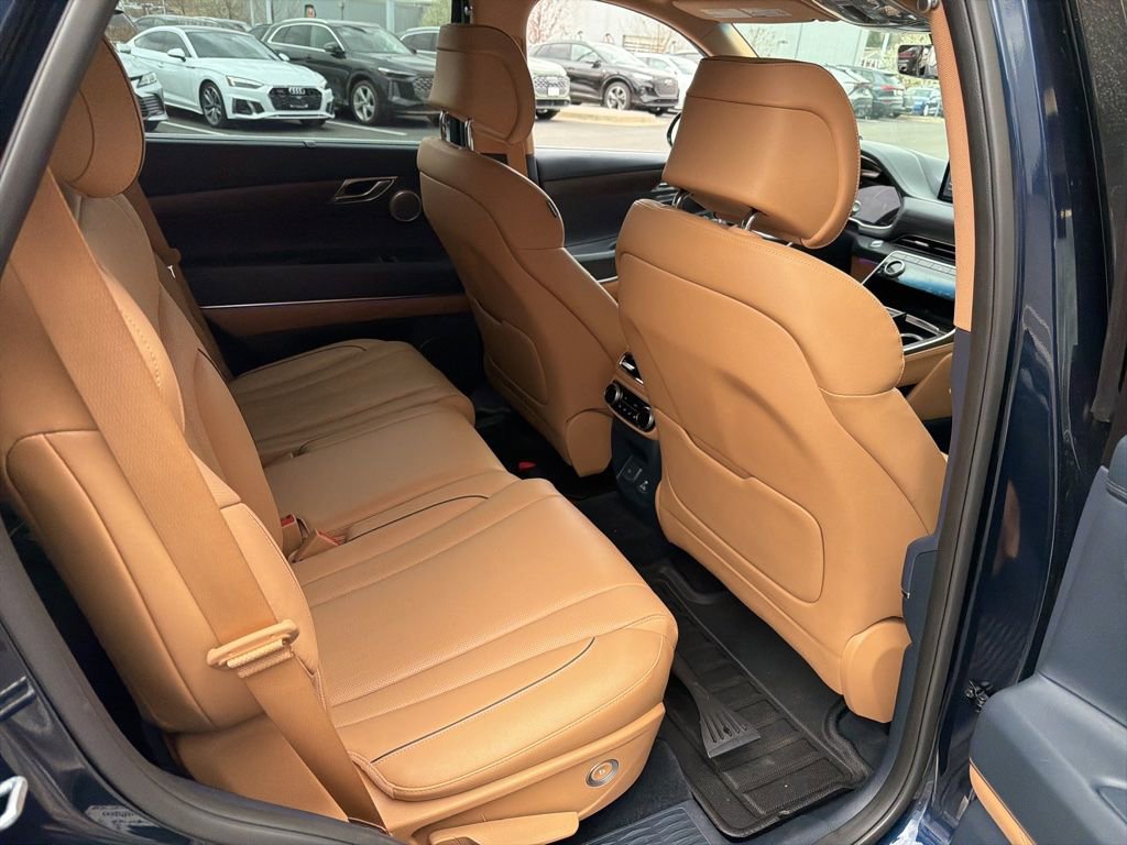 Used 2022 Genesis GV80 2.5T w/ Prestige Package 04 image 10