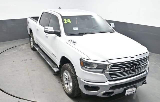 Used 2024 RAM 1500 Laramie AWD/4WD image 23