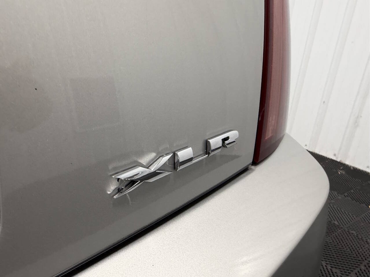 Used 2004 Cadillac XLR RWD image 8