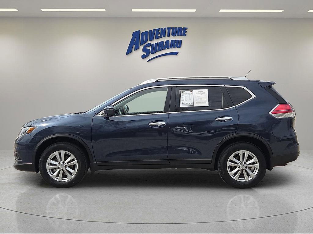 Used 2016 Nissan Rogue SV w/ SV Premium Package image 4