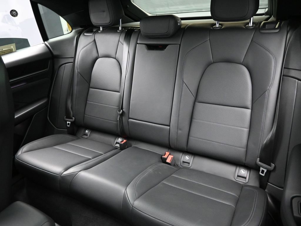 Used 2024 Porsche Macan 4 Electric w/ Premium Package image 27