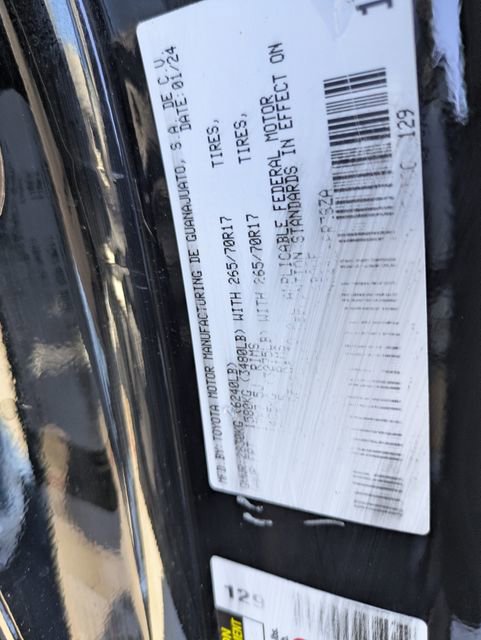 Used 2024 Toyota Tacoma TRD Off-Road image 35