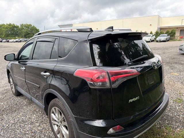 Used 2018 Toyota RAV4 Limited w/ Protection Package AWD/4WD image 9