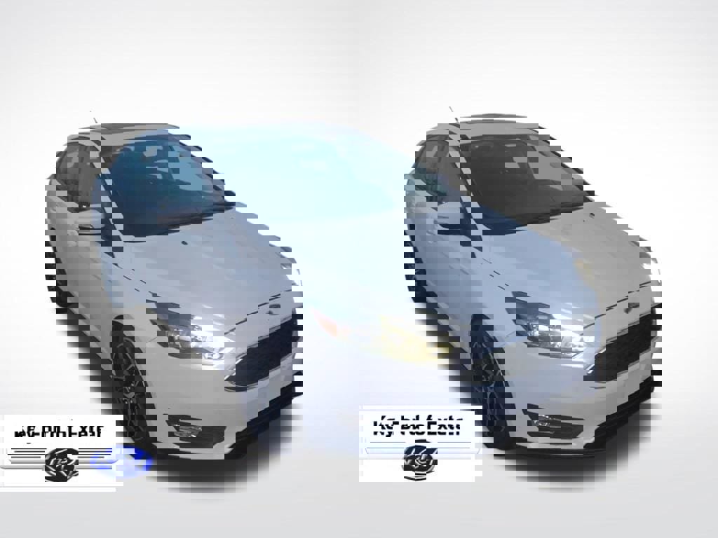 Used 2017 Ford Focus SEL image 2