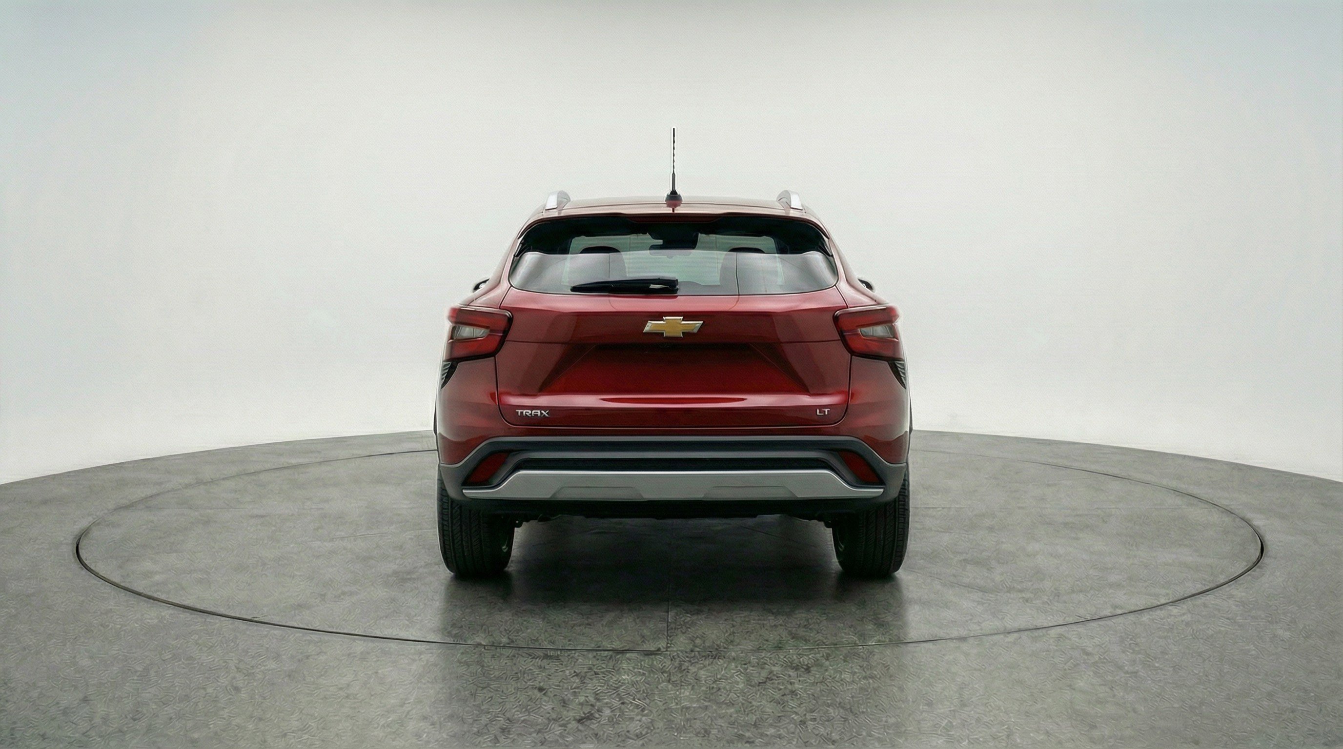 Used 2025 Chevrolet Trax LT image 7