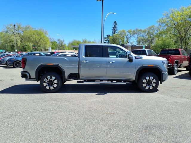 New 2026 GMC Sierra 3500 Denali w/ Denali Reserve Package AWD/4WD image 2