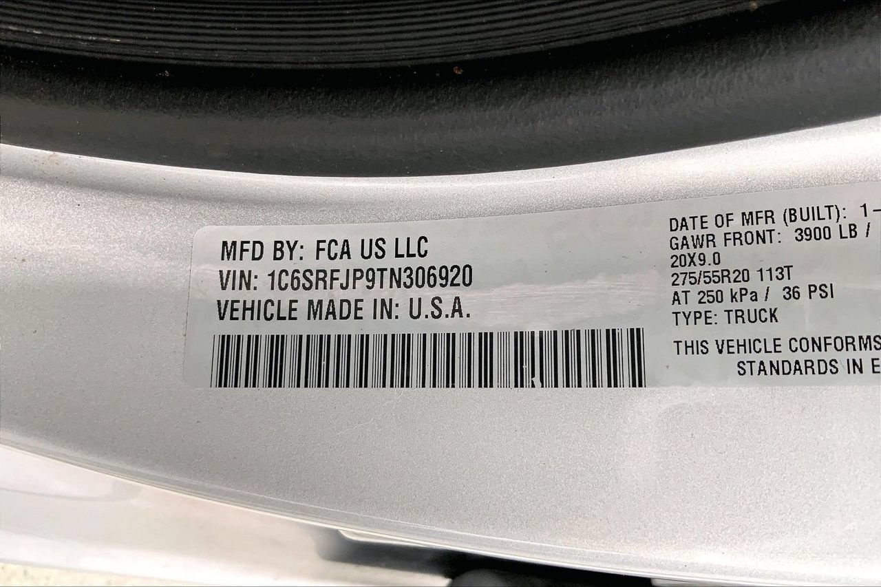 Used 2026 RAM 1500 Laramie AWD/4WD image 33