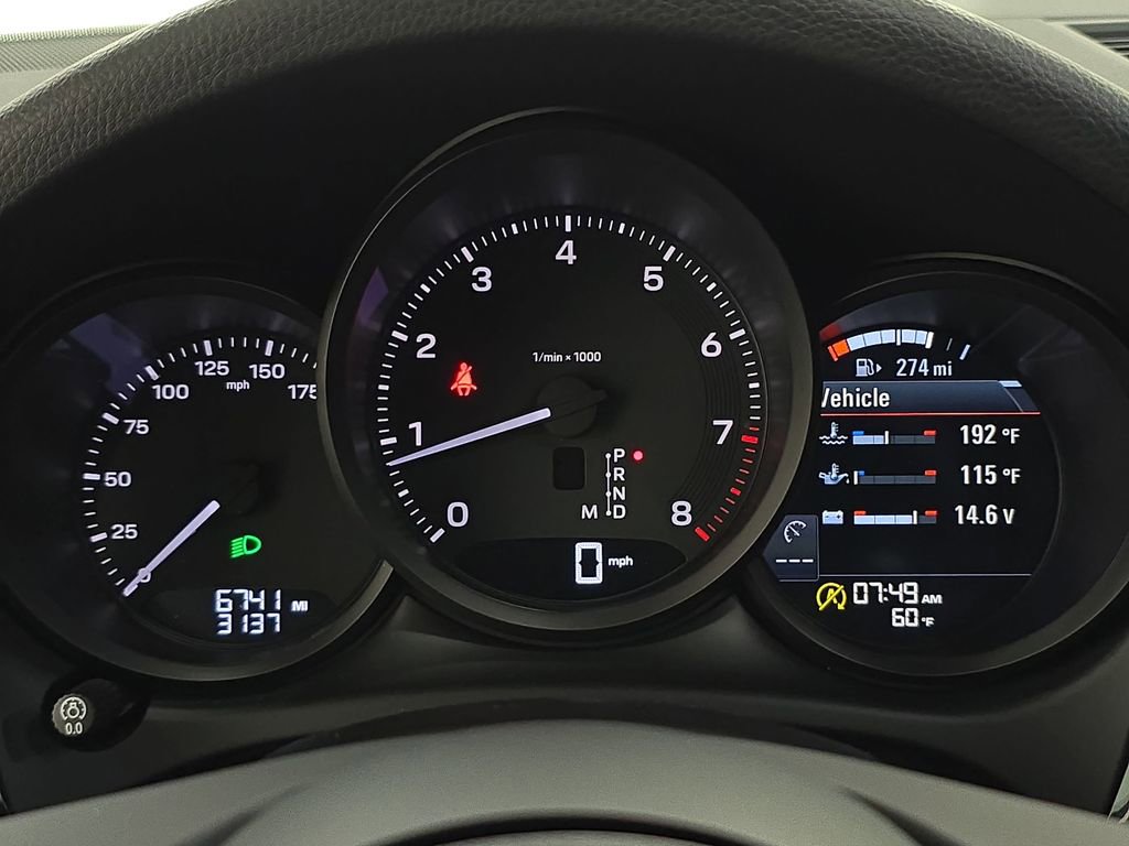 Certified 2026 Porsche Macan AWD/4WD image 15