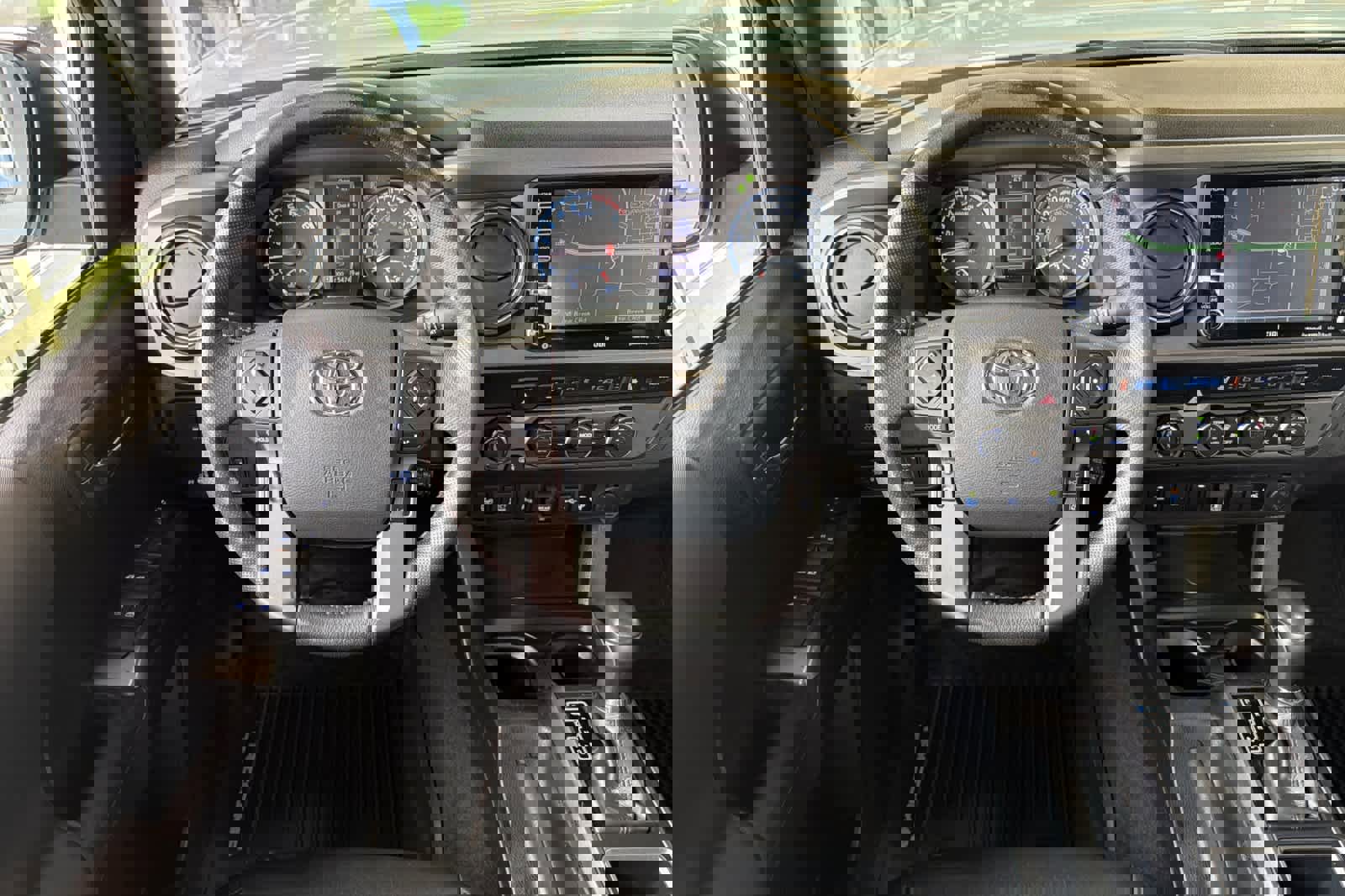 Used 2020 Toyota Tacoma TRD Sport w/ TRD Premium Sport Package image 16