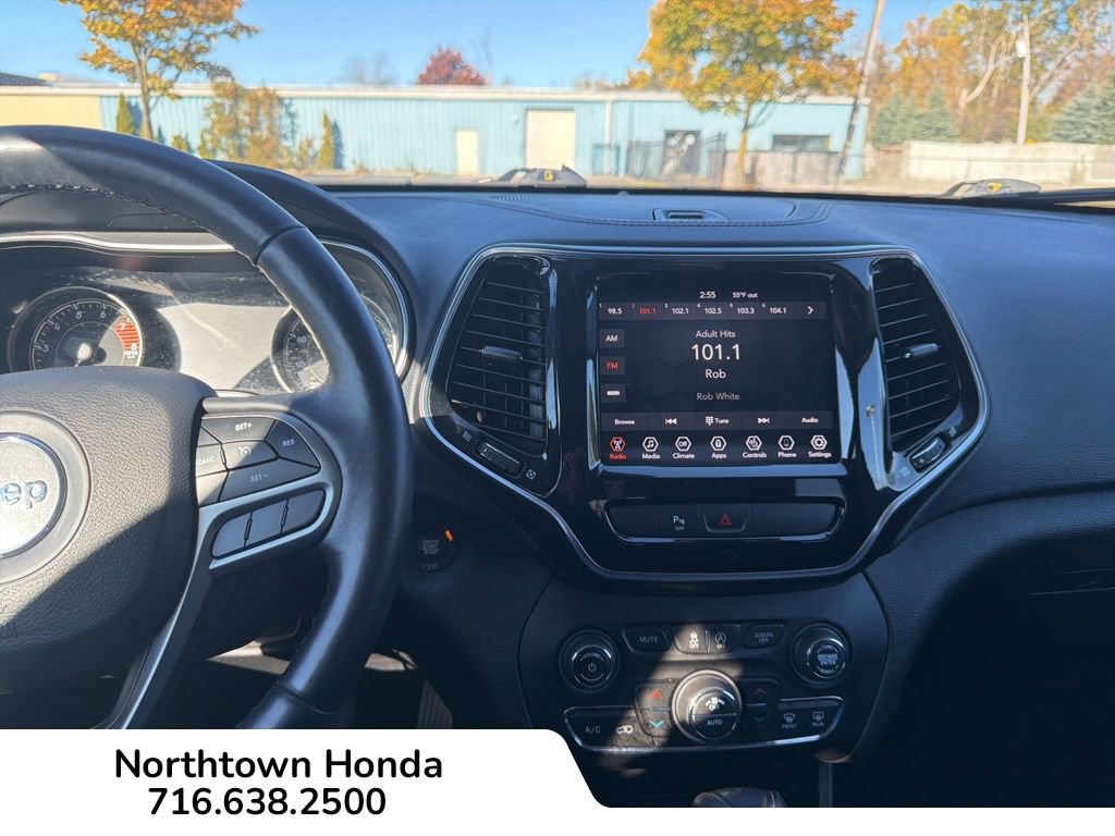 Used 2019 Jeep Cherokee Limited image 20