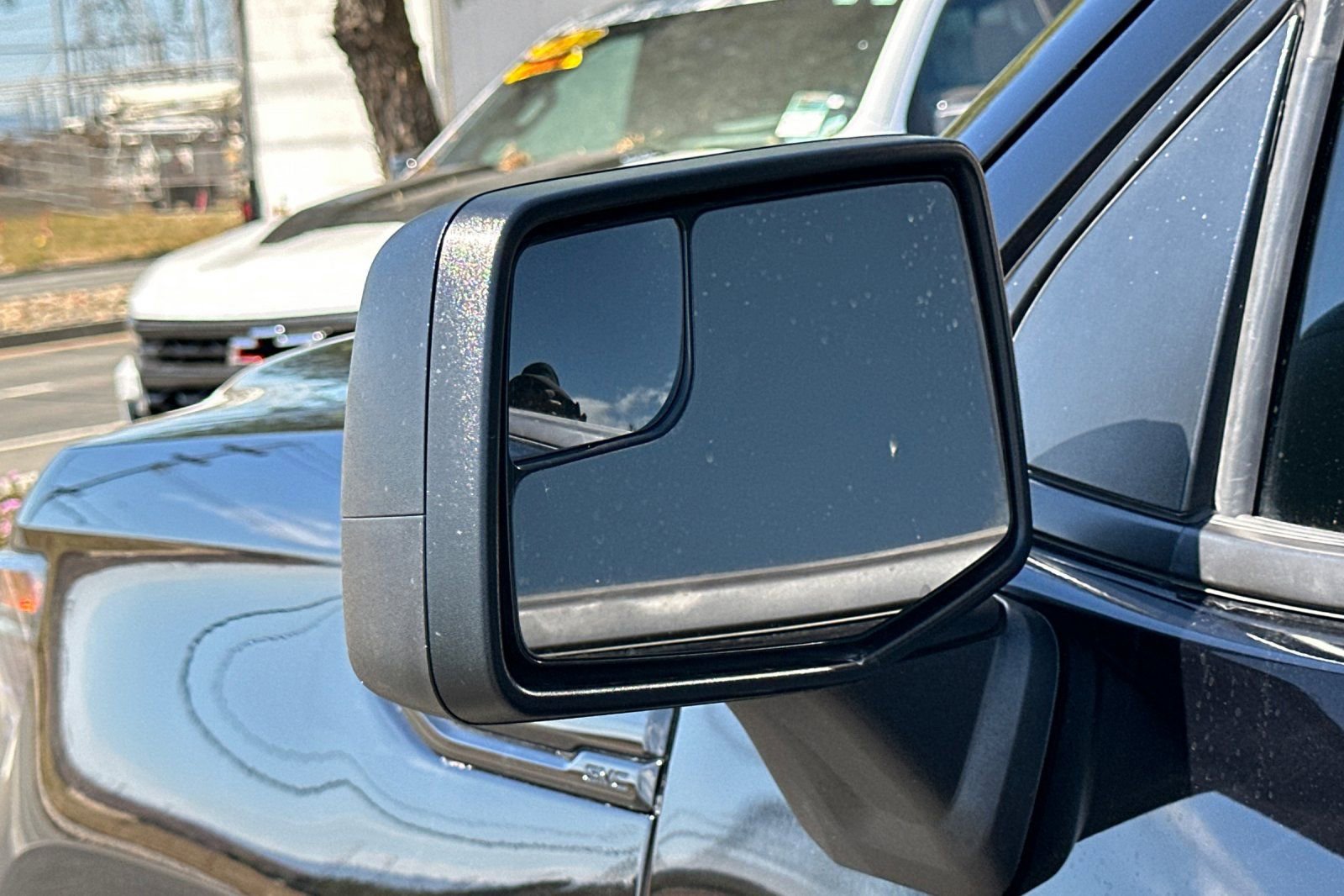 Used 2024 GMC Sierra 1500 Elevation image 51