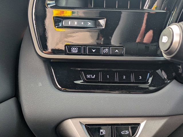 Used 2025 Lexus RX 350 w/ Convenience Package image 21