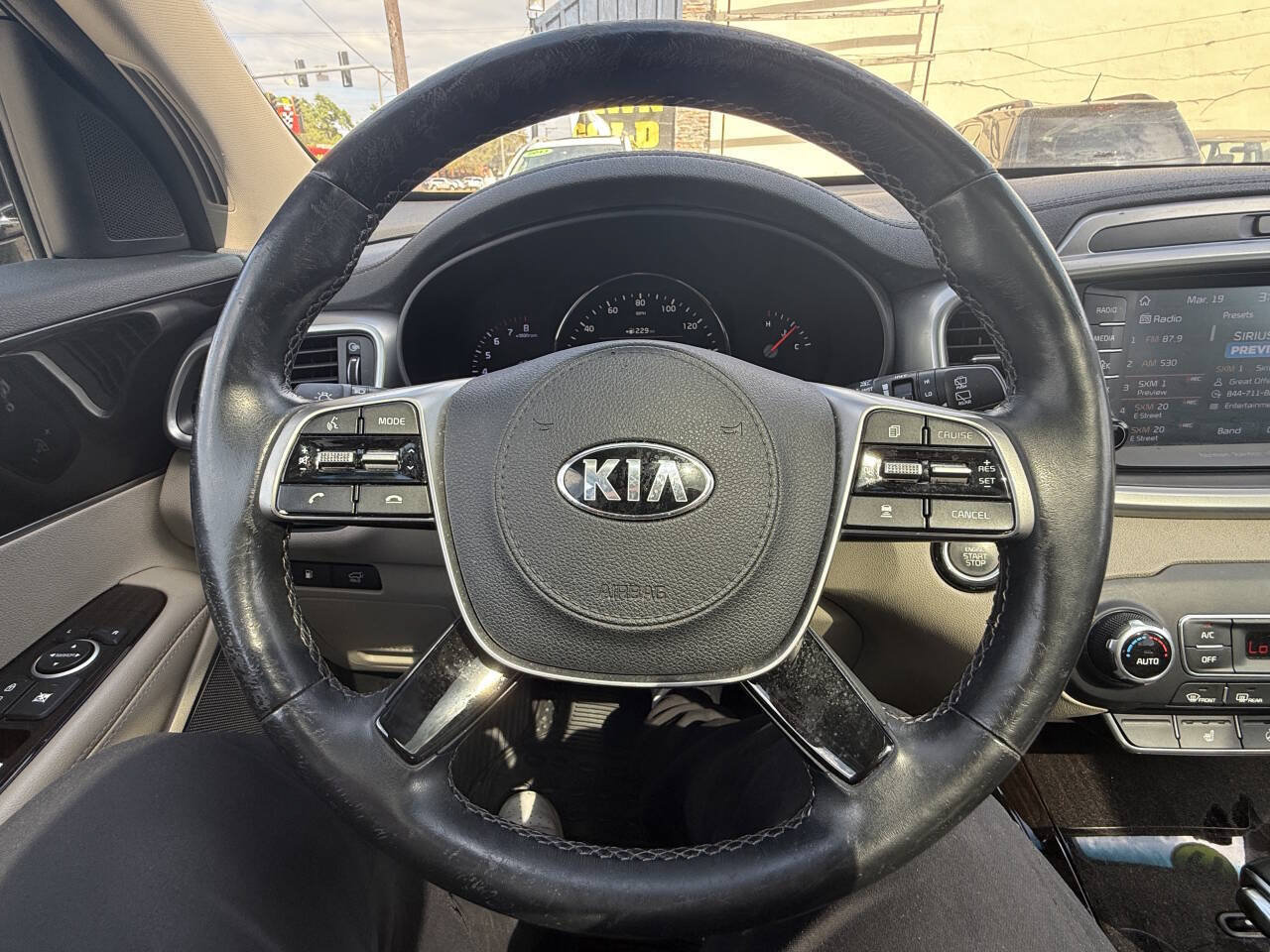 Used 2019 Kia Sorento EX w/ EX Touring Package FWD image 23