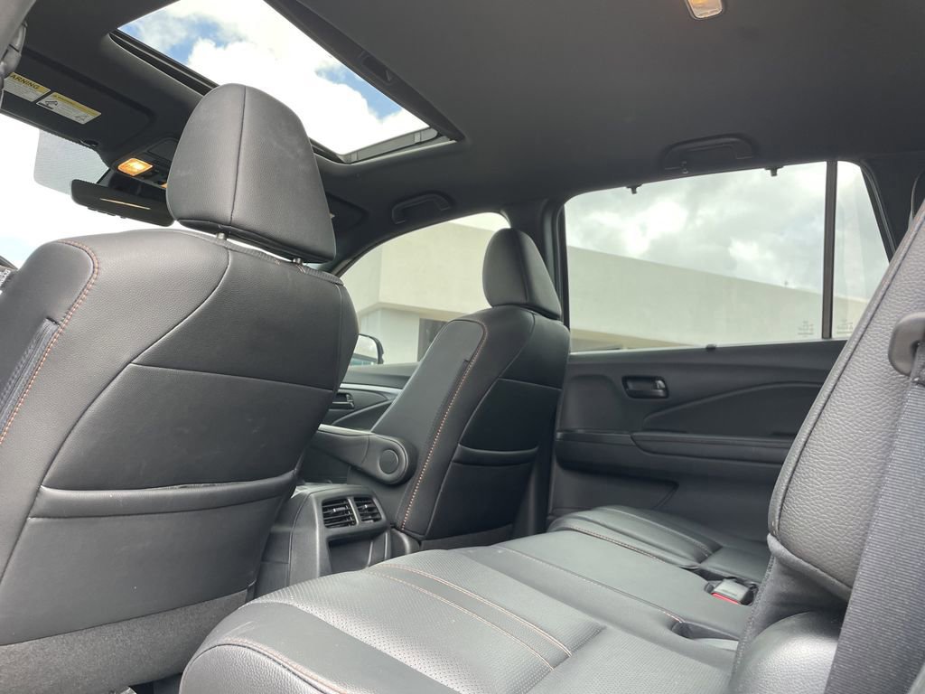 Used 2023 Honda Passport TrailSport image 17