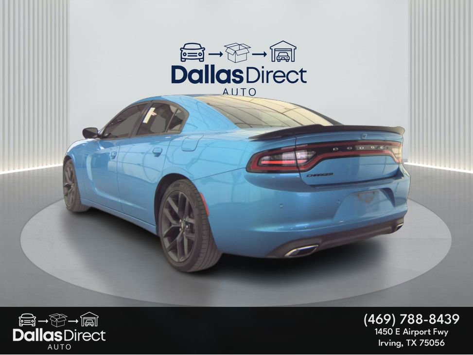 Used 2019 Dodge Charger SXT w/ Blacktop Package RWD image 9