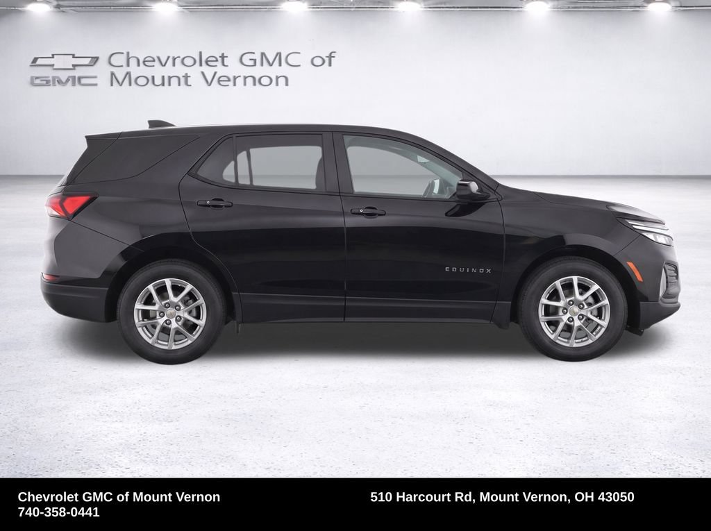 Used 2022 Chevrolet Equinox LS w/ LPO, Floor Liner Package FWD image 28