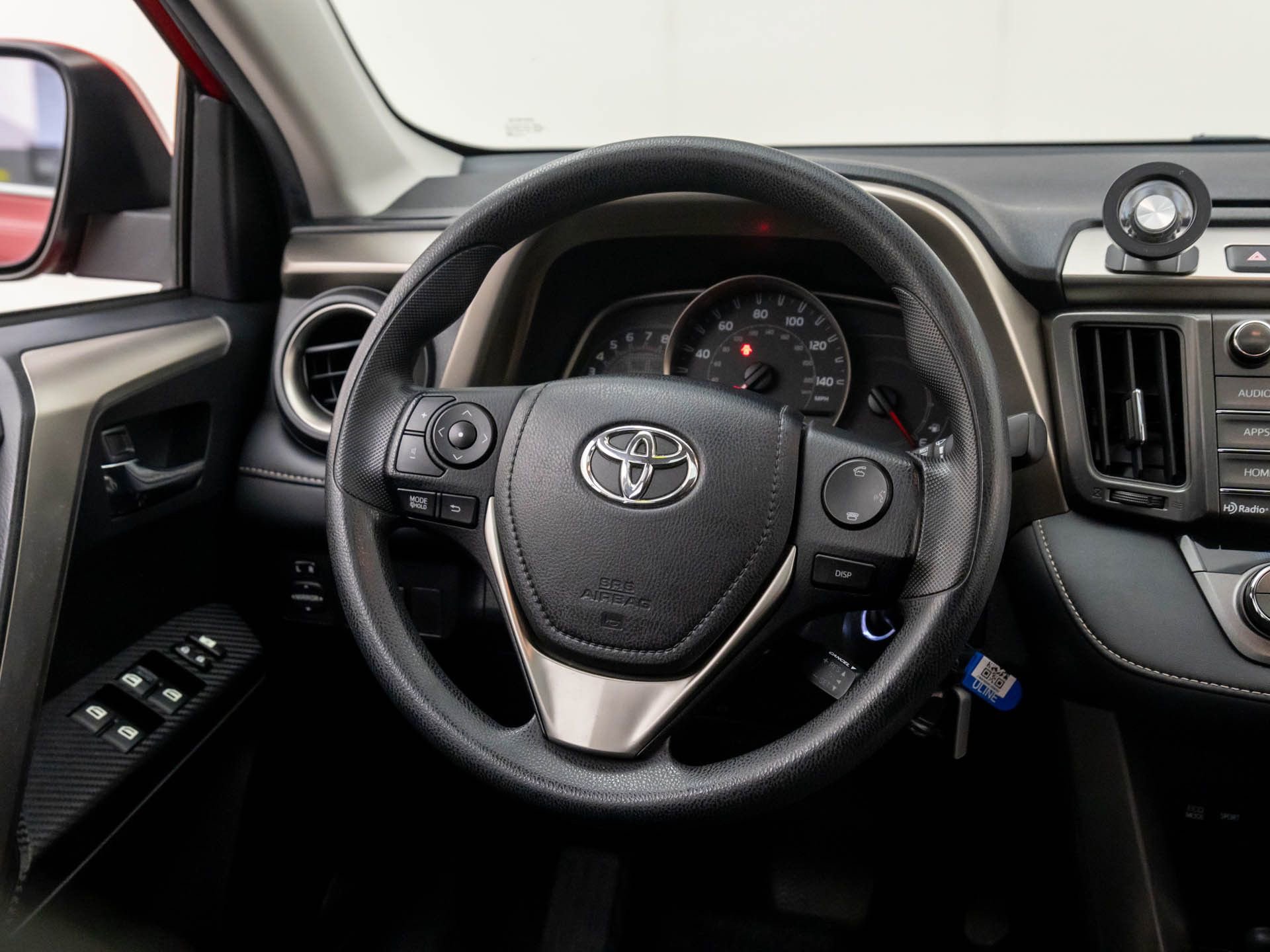 Used 2015 Toyota RAV4 XLE image 11