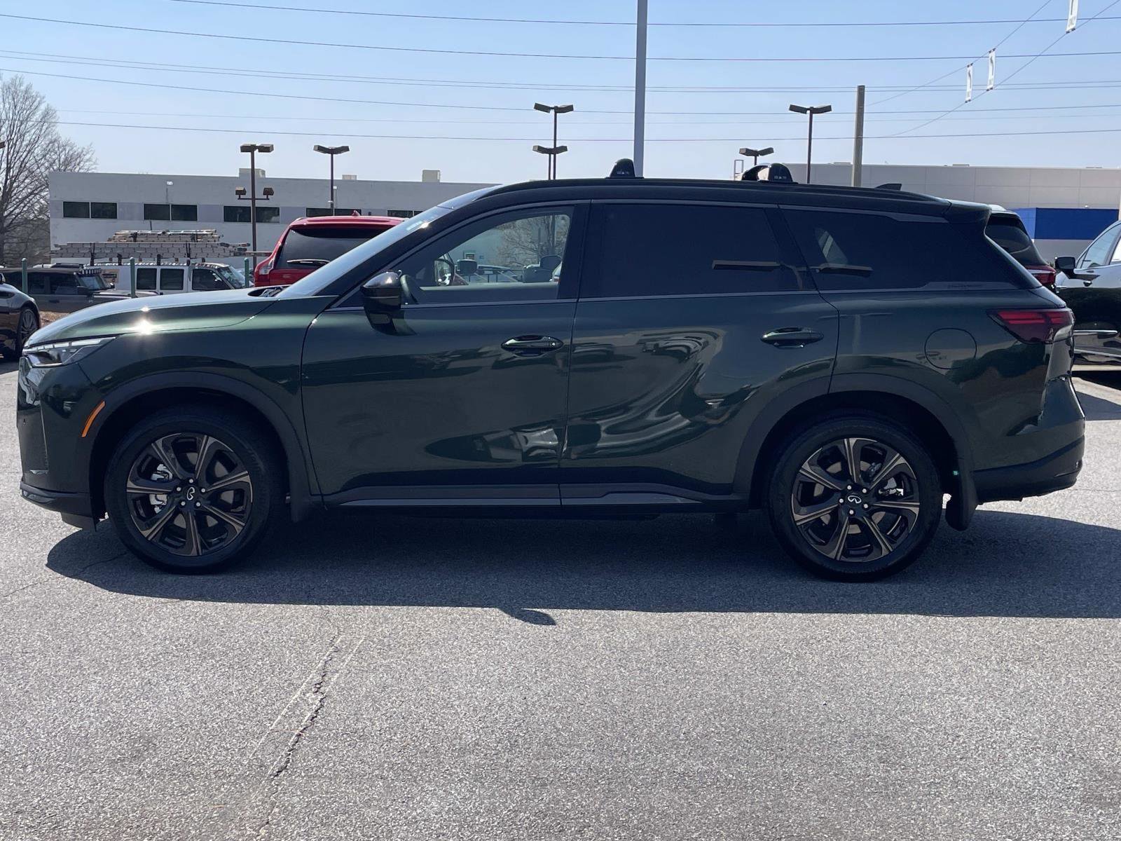 Certified 2026 INFINITI QX60 Autograph w/ Dark Cargo Package AWD/4WD image 2