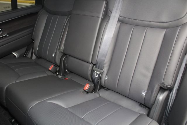 New 2026 Land Rover Range Rover Long Wheelbase SE image 22