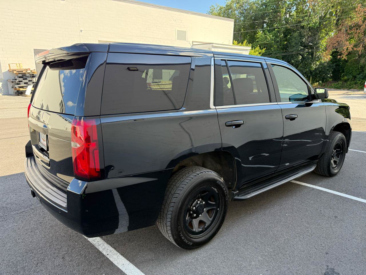 Used 2020 Chevrolet Tahoe 2WD image 4