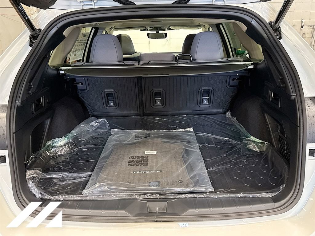 Certified 2025 Subaru Outback Premium AWD/4WD image 27
