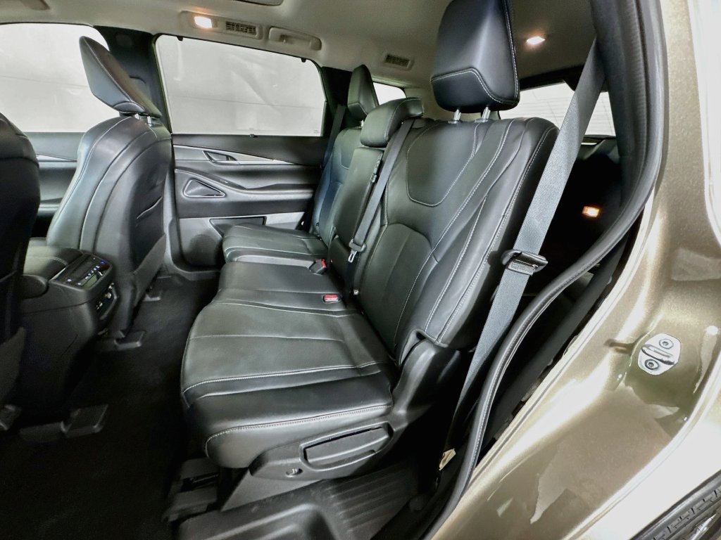 Certified 2022 INFINITI QX60 Luxe w/ Vision Package FWD image 32