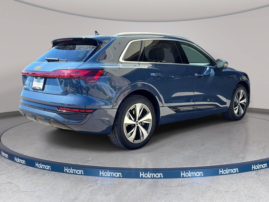 Certified 2024 Audi Q8 e-tron Premium Plus w/ Premium Plus Package AWD/4WD image 6