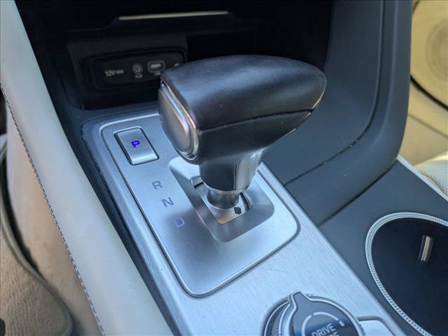 Used 2019 Genesis G70 3.3T Design RWD image 11