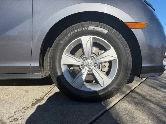 Used 2020 Honda Odyssey EX image 30