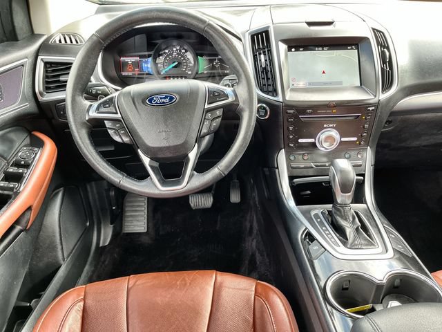 Used 2017 Ford Edge Titanium w/ Equipment Group 302A AWD/4WD image 13