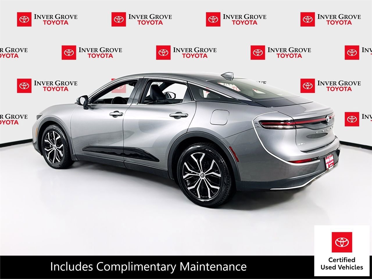 Certified 2023 Toyota Crown XLE image 7