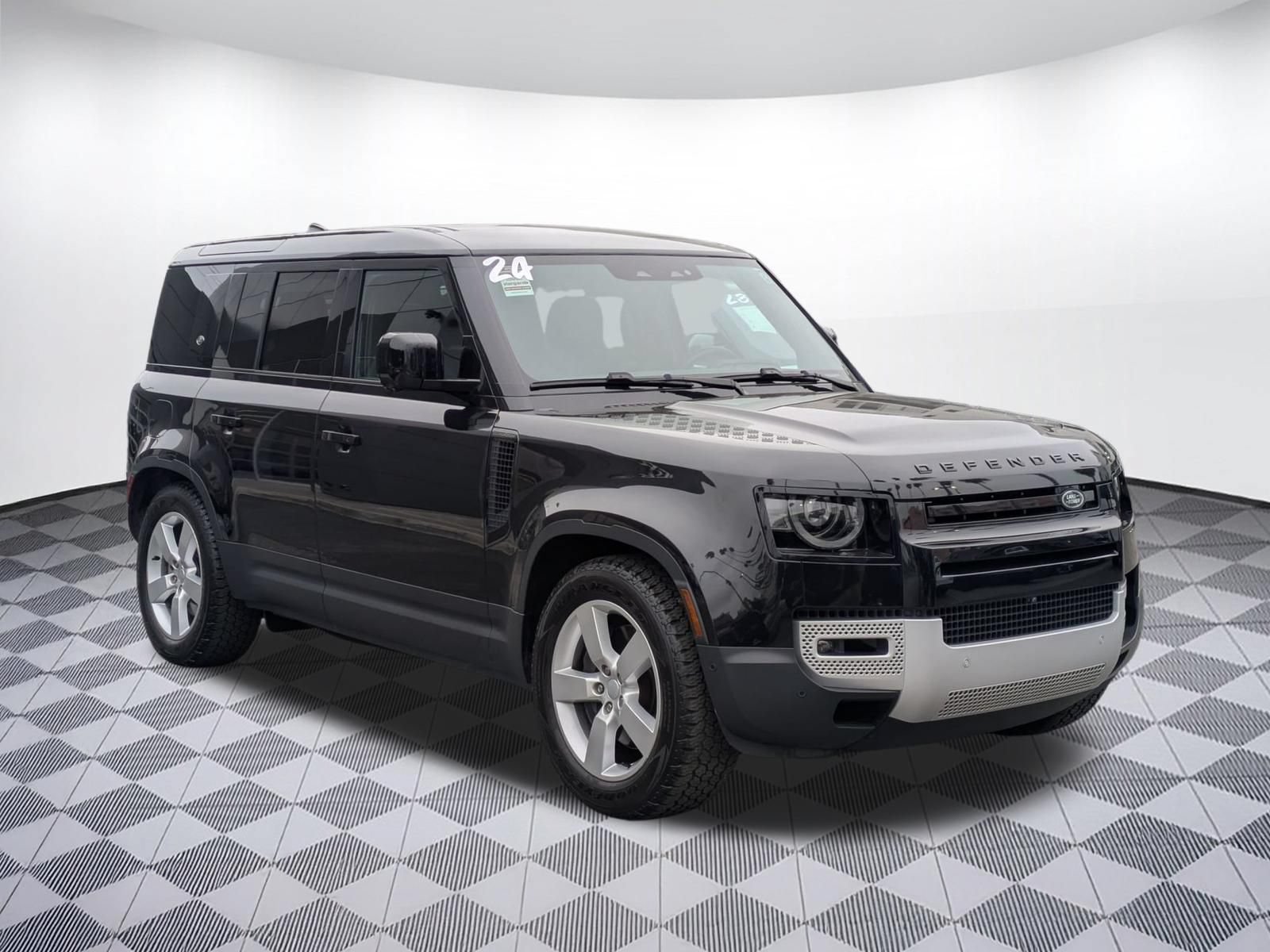 Used 2024 Land Rover Defender 110 SE AWD/4WD image 7