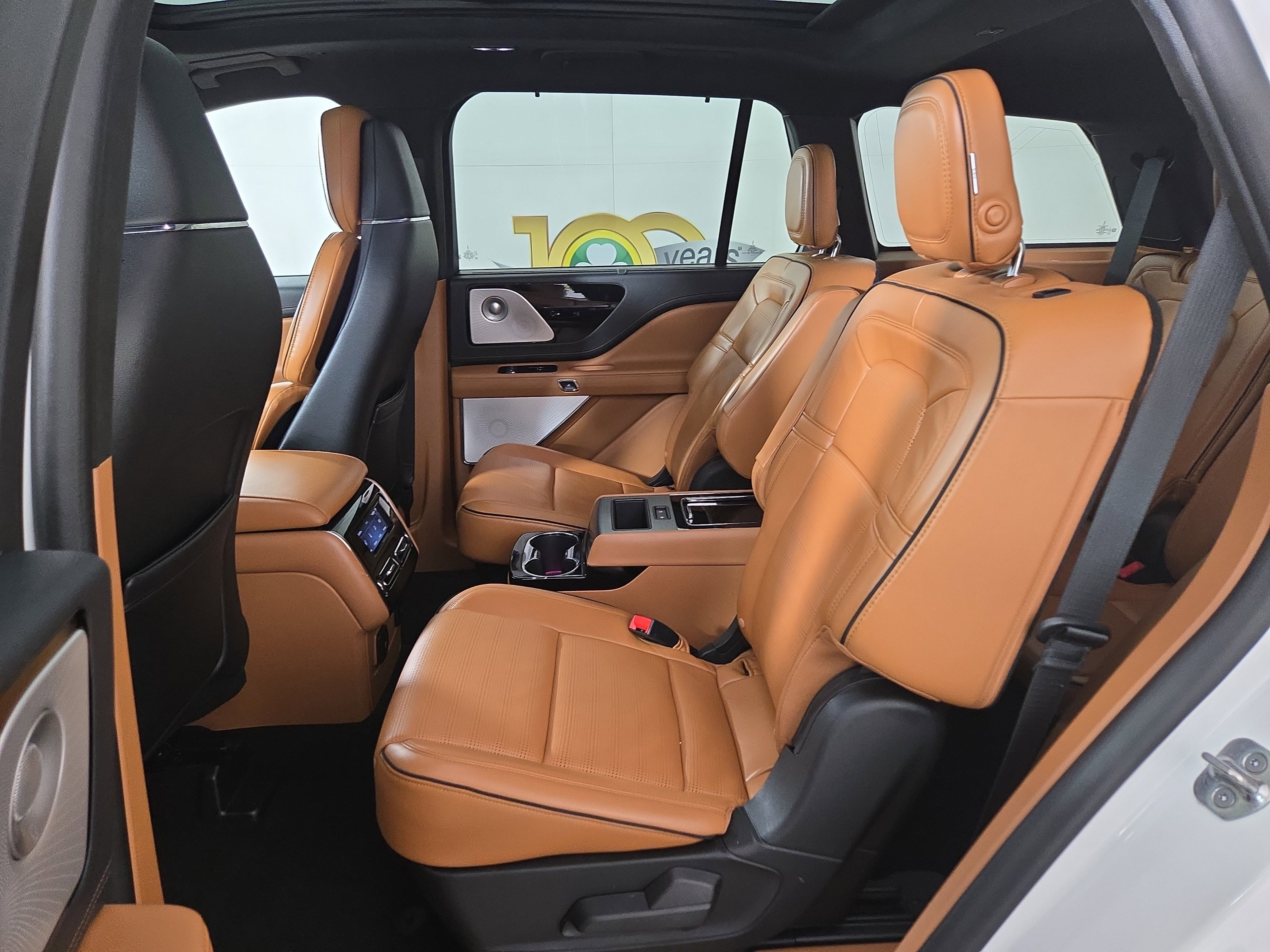 Used 2020 Lincoln Aviator Black Label image 12