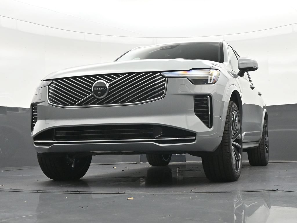 New 2027 Volvo XC90 T8 Plus AWD/4WD image 30