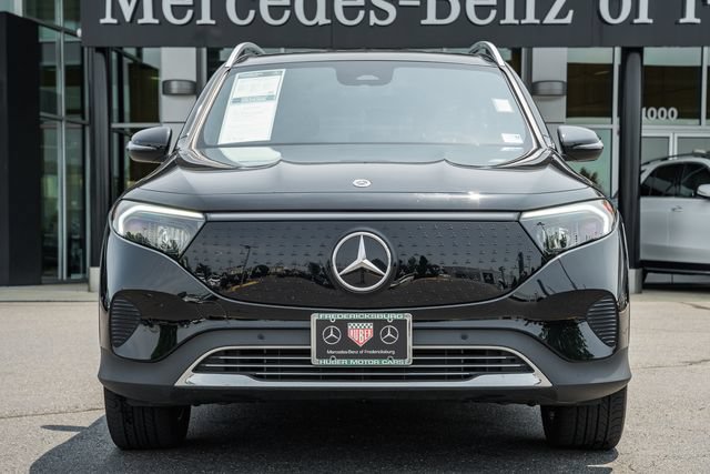 Used 2024 Mercedes-Benz EQB 350 4MATIC SUV image 2