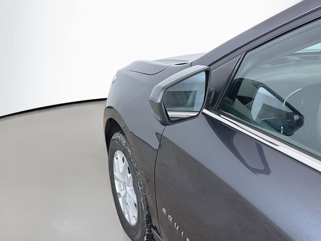 Used 2022 Chevrolet Equinox LT image 25