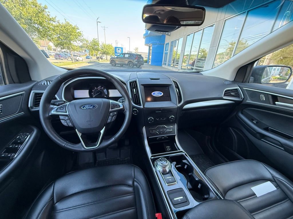 Used 2019 Ford Edge SEL w/ Equipment Group 201A FWD image 6