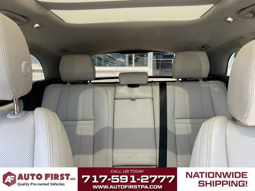 Used 2019 Land Rover Range Rover Velar S AWD/4WD image 18