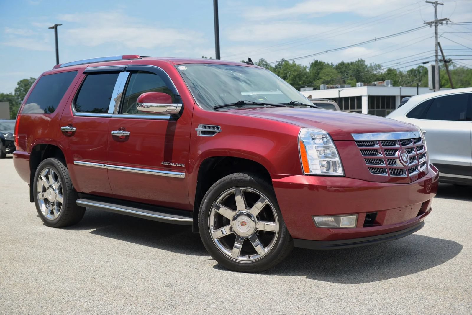 Used 2010 Cadillac Escalade Luxury AWD/4WD image 6