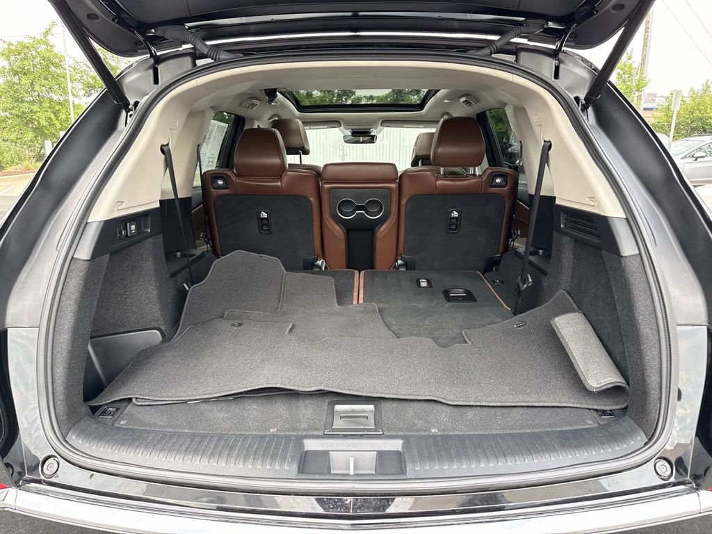 Used 2023 Acura MDX SH-AWD w/ Technology Package image 12