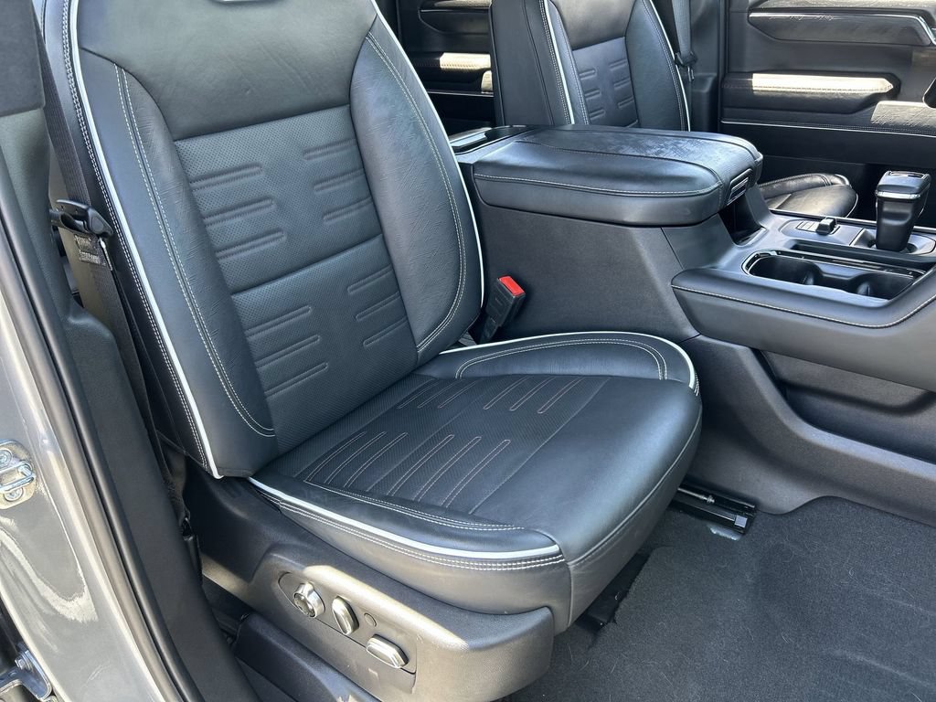 Used 2024 GMC Sierra 1500 AT4X AWD/4WD image 28