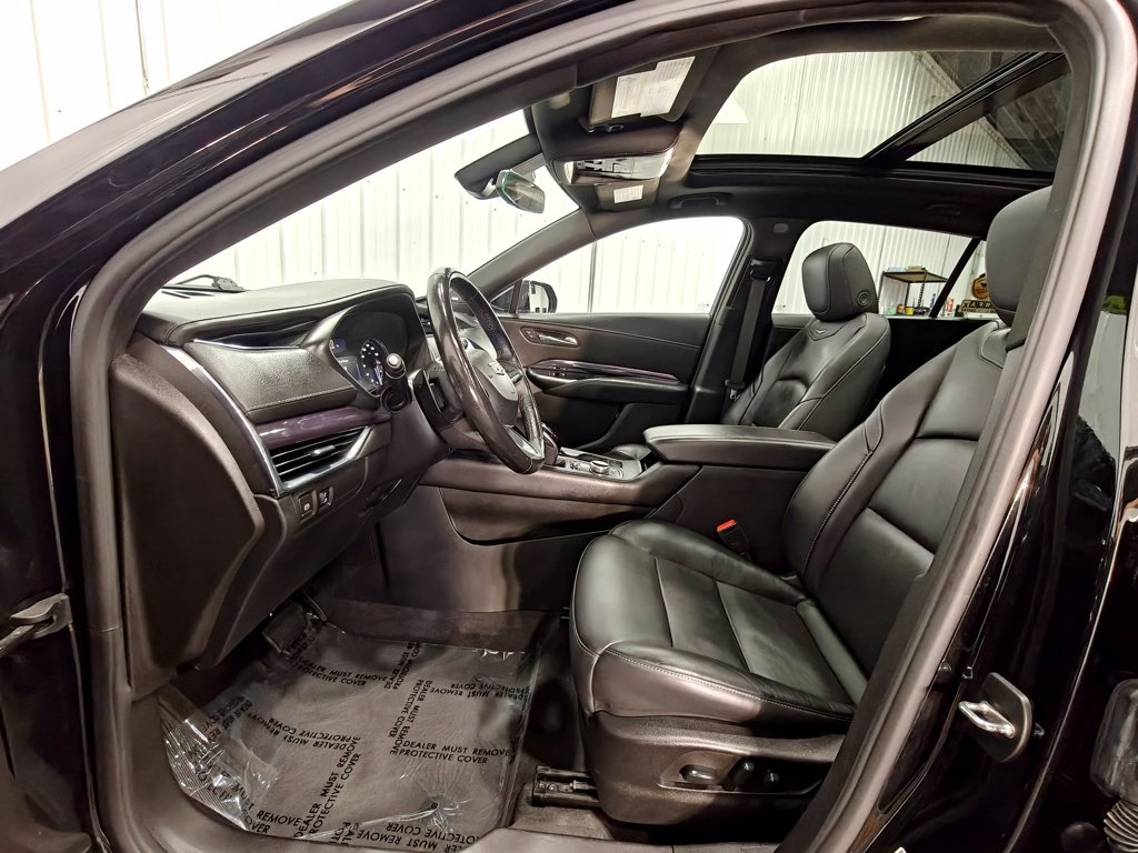 Used 2023 Cadillac XT4 Luxury AWD/4WD image 26