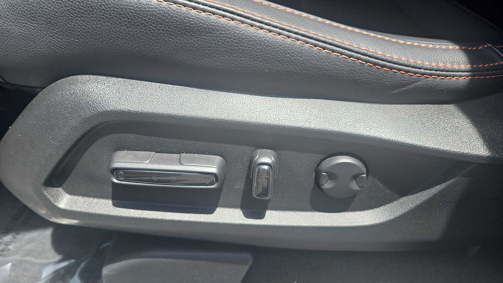 Used 2023 Honda Pilot TrailSport image 14