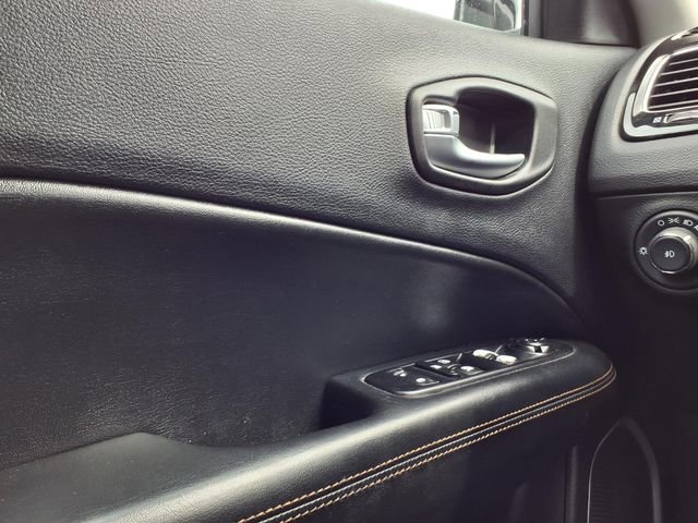 Used 2020 Jeep Compass Limited image 18